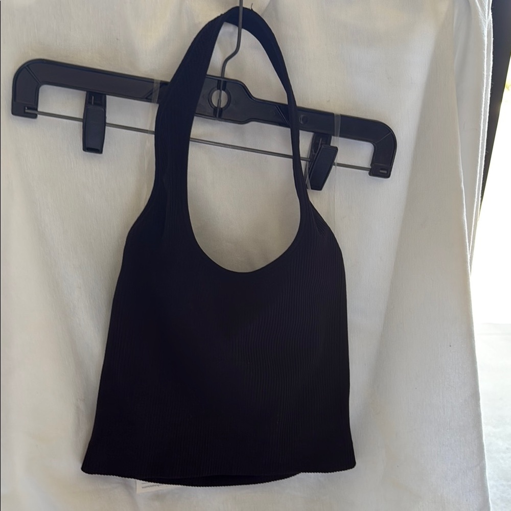 Vuori Black Ribbed Halter Crop Top